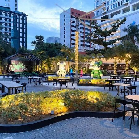 Seaview Condo Near Rf Mall, Food Court & Free Netflix Johor Bahru Ngoại thất bức ảnh