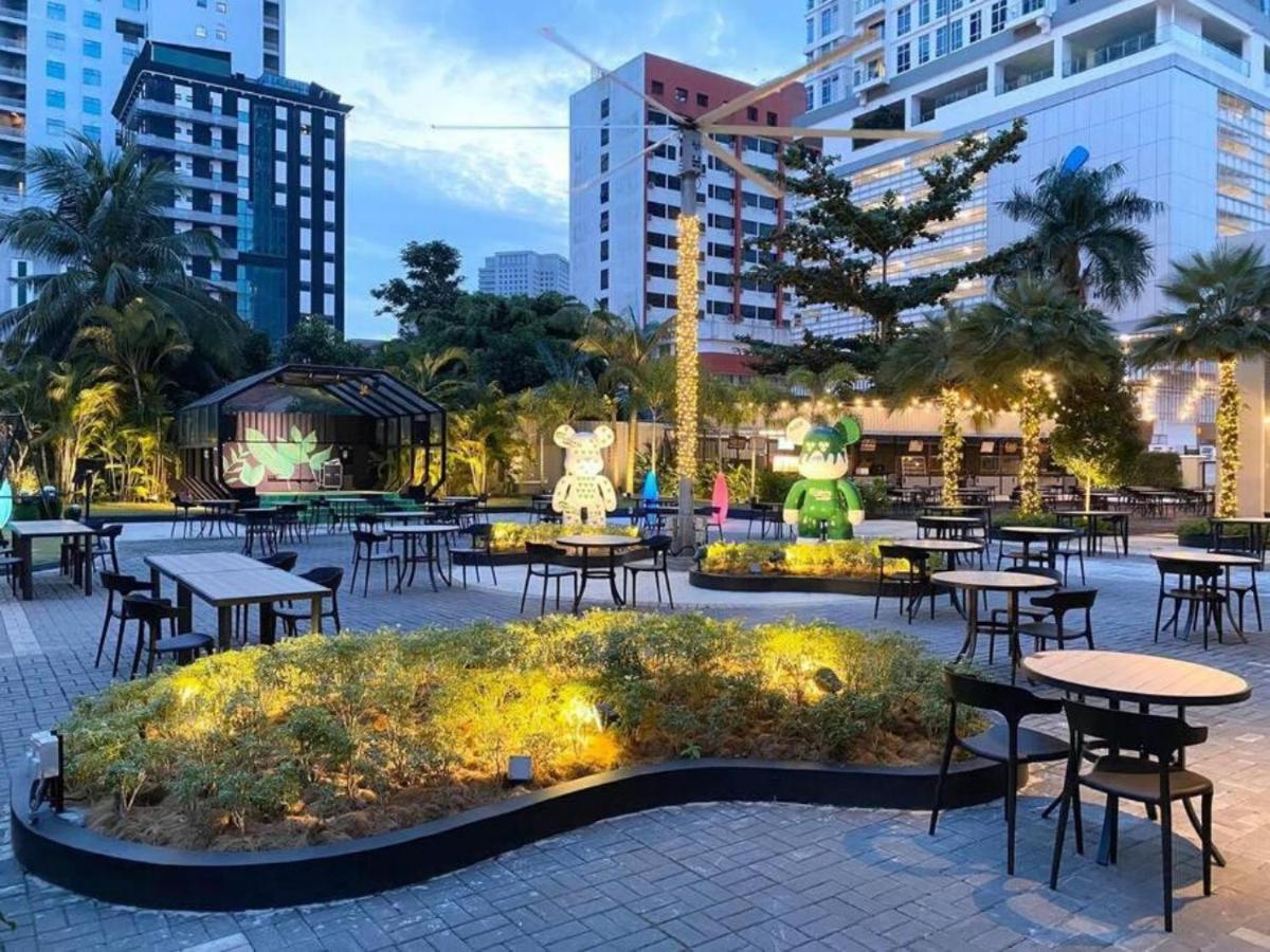 Seaview Condo Near Rf Mall, Food Court & Free Netflix Johor Bahru Ngoại thất bức ảnh