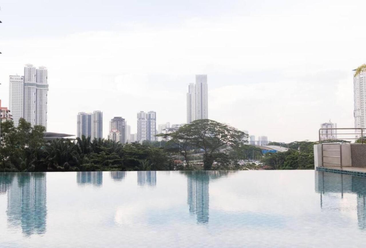 Seaview Condo Near Rf Mall, Food Court & Free Netflix Johor Bahru Ngoại thất bức ảnh